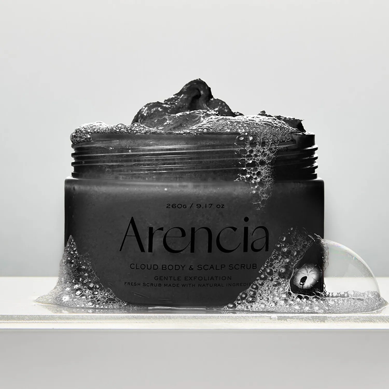 Kehale ja peanahale mõeldud koorija musta tee ja juzu’ga Arencia Fresh Cloud Body & Scalp Scrub Black Tea & Yuzu