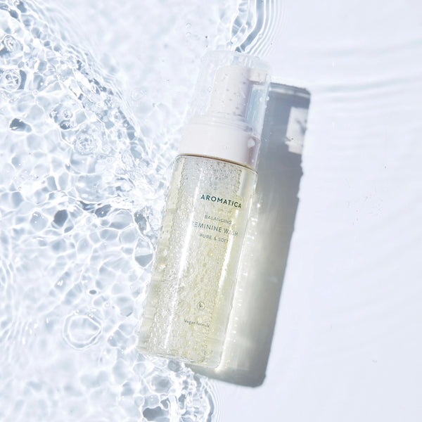 Мягкий гель для интимного ухода Aromatica Balancing Feminine Wash Pure & Soft