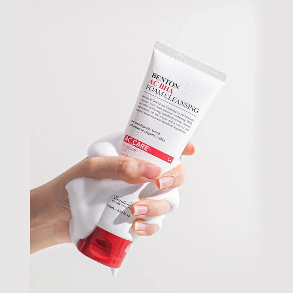 Gelveida putiņas ar salicilskābi Benton AC BHA Foam Cleansing