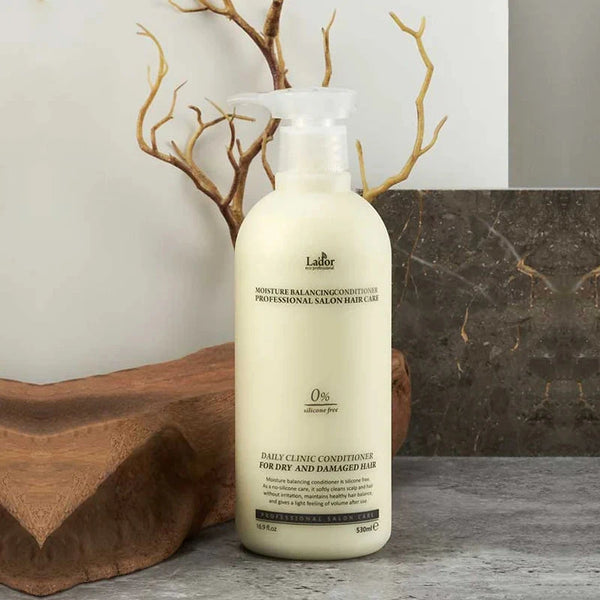 Mitrinošs balzams matiem bez silikona Lador Moisture Balancing Conditioner