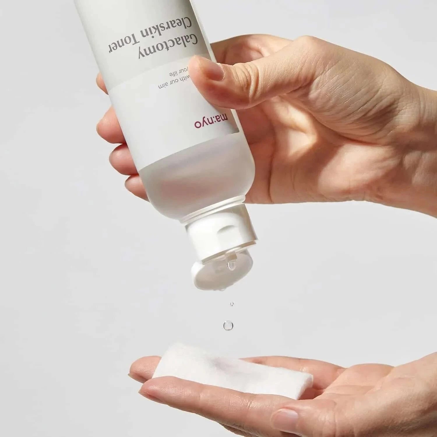 Attīrošs toniks ar skābēm Manyo Galactomy Clearskin Toner