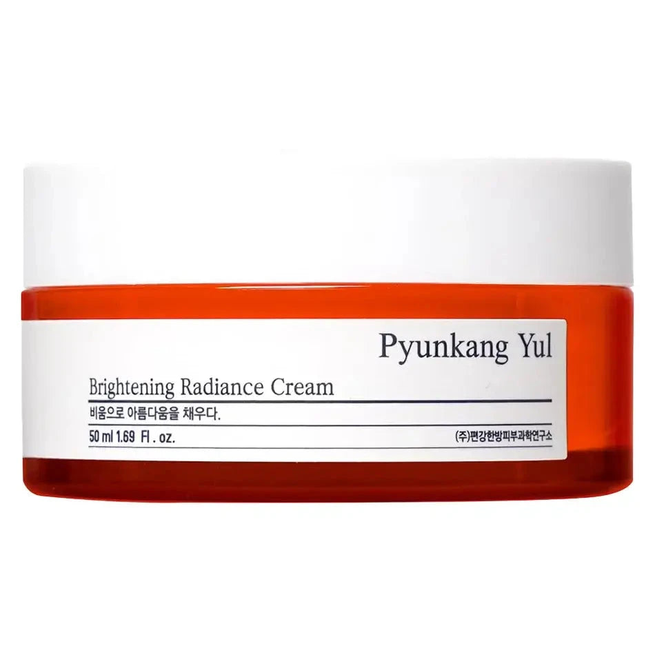 Balinošs un barojošs krēms mirdzuma piešķiršanai ādai Pyunkang Yul Brightening Radiance Cream