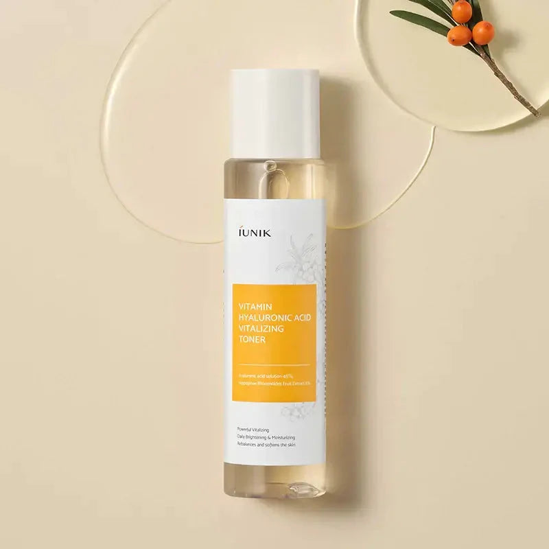 Vitamīniem bagāts toniks ar hialuronskābi iUnik Vitamin Hyaluronic Acid Toner