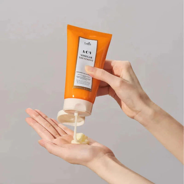 Maska ar ābolu etiķi spīduma piešķiršanai matiem Lador ACV Vinegar Treatment