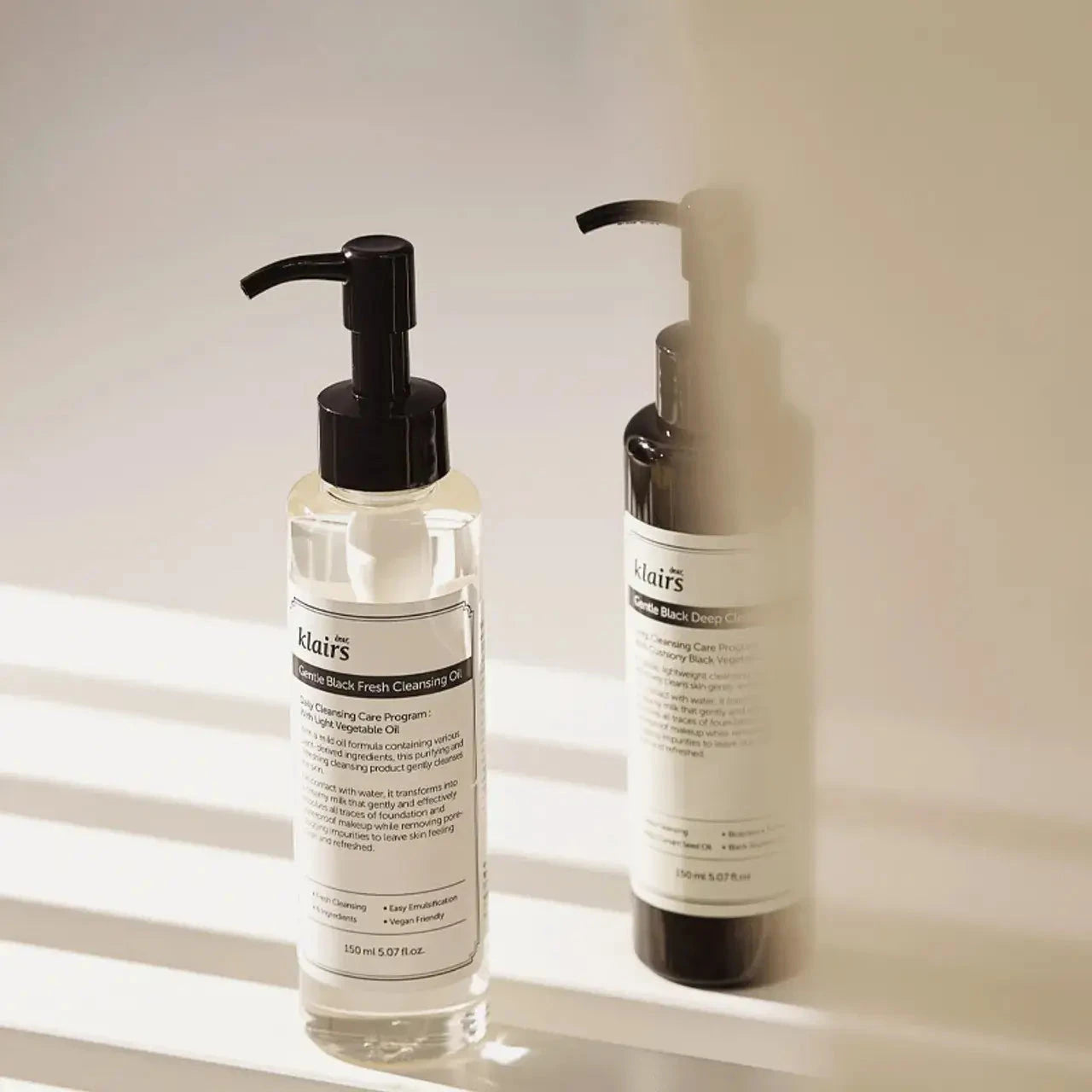 Mitrinoša hidrofīlā eļļa Dear Klairs Gentle Black Fresh Cleansing Oil