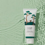 Успокаивающее средство для умывания лица Round Lab Pine Calming Cica Cleanser