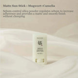 Saules aizsargzīmulis ar vībotni un kamēliju Beauty of Joseon Matte Sun Stick: Mugwort + Camilia